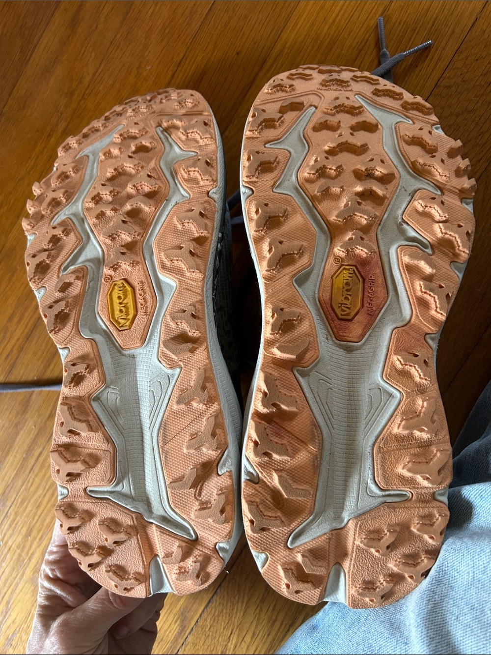 Hoka Speedgoat 6 Women’s Gray & Olive Trail Running Shoes size 9B - Picture 3 of 3